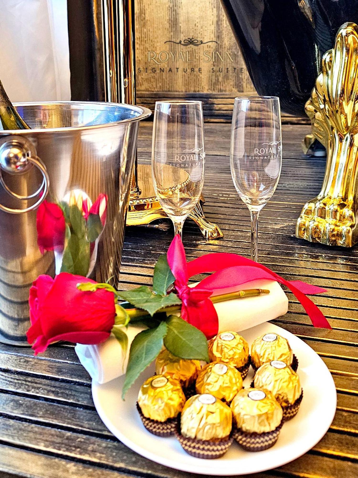 Royal Sinn Signature Suite Bucureşti Eksteriør bilde
