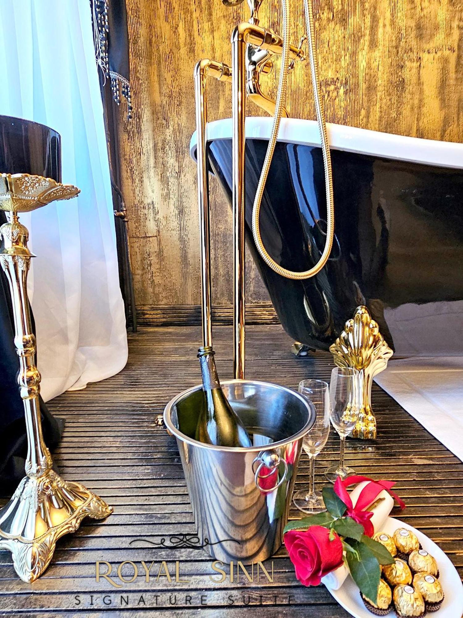 Royal Sinn Signature Suite Bucureşti Eksteriør bilde